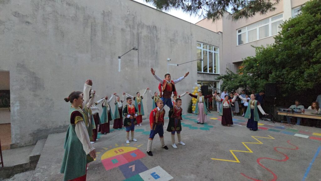 506520563 1252277260233816 3894606592873550269 n