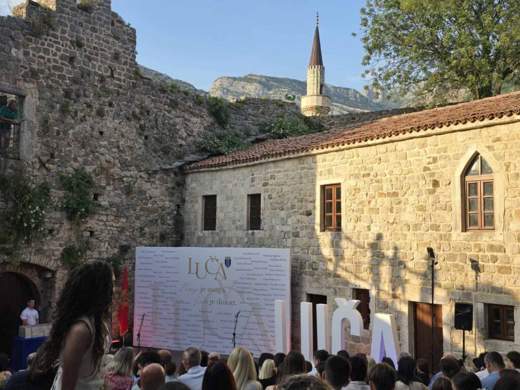 508469255 1255495633245312 6504147040724195273 n